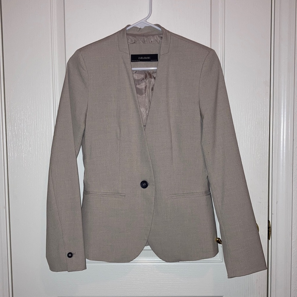 Zara Beige Blazer Small/4 used